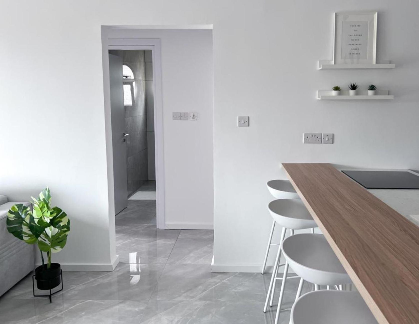 H&O Diamond Complex Sea View Apartment Paphos Luaran gambar